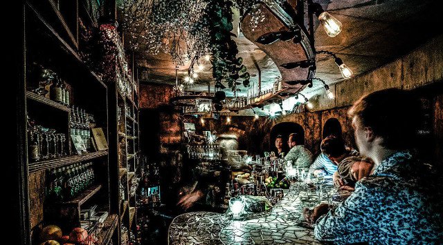 バー・飲食店の乾杯を守りたいカクテルで新しい宅飲み文化を創ります