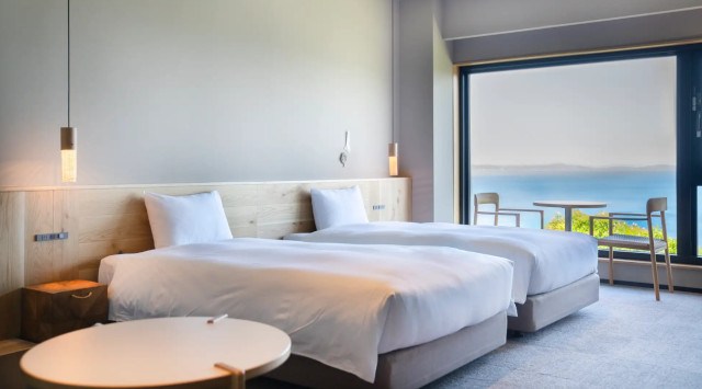 【HOTEL FARO manazuru】真鶴遊覧船で贅沢なひととき!熱海海上花火と煌めく夜景を海上から楽しむ特別クルーズプランの予約スタート!株式会社ブルー・スカイ・アソシエイツ