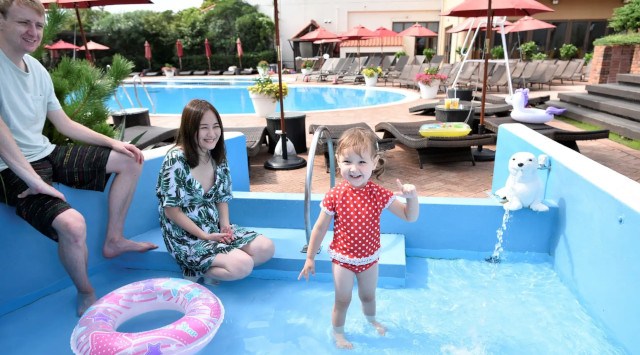 6/21 OPEN【プライベートビーチ&プール】アオアヲで夏を先取り☆ビーチパラソル&マット、すだちドリンク、キッズ花火、縁日体験など無料♪平日は降水確率が50%以上で館内利用券1000円分!