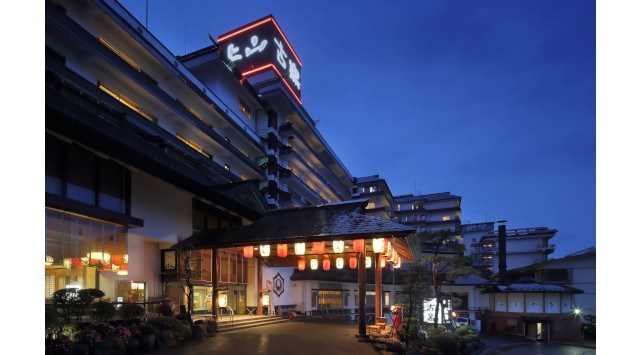 一夜限りの絶景宿泊体験!日本の宿古窯が、かみのやま花火大会を特等客室で満喫する宿泊プラン予約受付スタート~ 限定2部屋のリニューアル古窯スイートや山形牛・米沢牛と共に一夜限りの特別な地域文化体験を提供