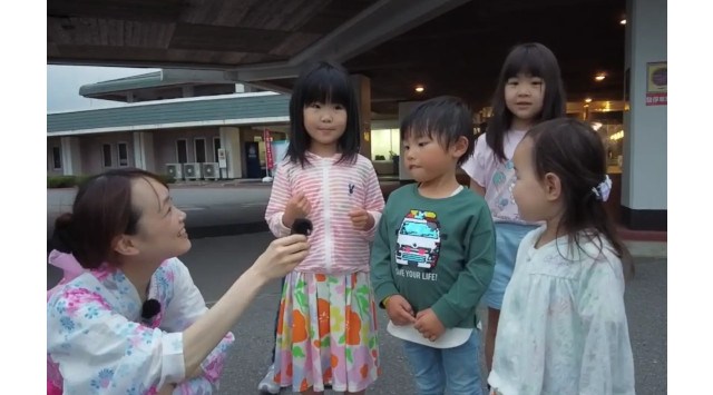 第5 回『鹿沼を彩る一尺玉2025』 5 月31 日( 土) 開催鹿沼市唯一の一尺玉 花火を特別なロケーションで体験 ゴルフ場のフェアウェイから夜空を彩る1000 発の花火 鹿沼カントリー倶楽部