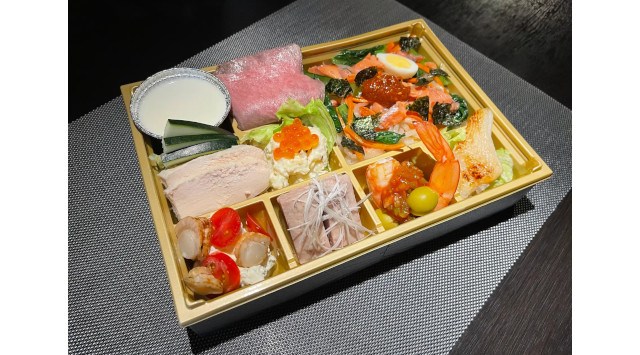 【30名限定】隅田川花火大会を2会場同時にホテルROOFTOP TERRACEから観覧!浅草の夜空を彩る花火と伝統文化が競演する特別イベント<English follows>
