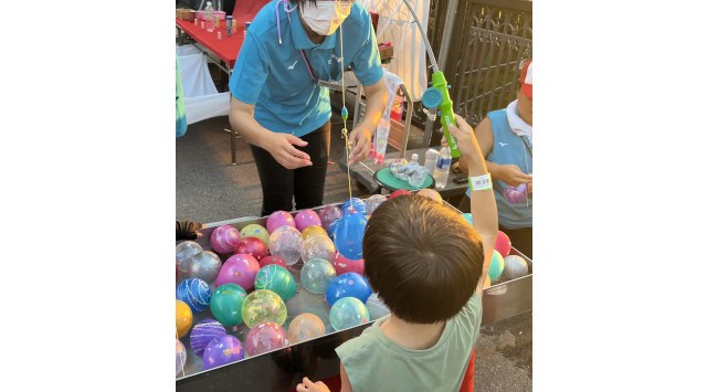 【日本モンキーパーク】 屋外レジャープール 「水の楽園 モンプル」2025年7月5日(土)オープン! <愛知>遊園地エリアのスプラッシュタイムやナイター営業「モンパの夜まつり」も開催! 名鉄インプレス