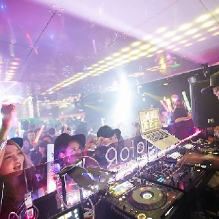 最新のヒットチャート