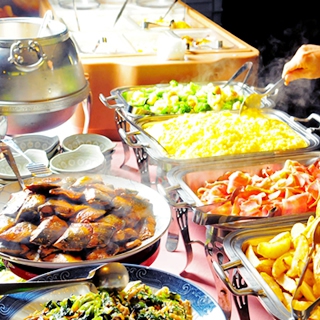 店舗特製ビュッフェ料理！