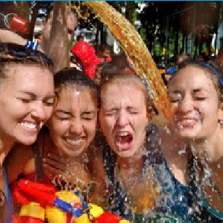 超巨大プールゾーン