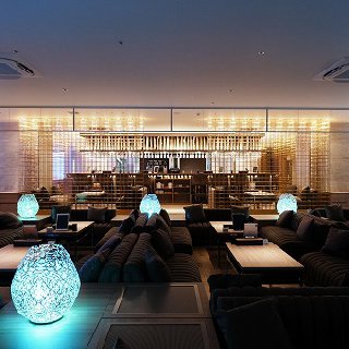 新宿とは思えないゆったりとした空間