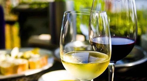 ８月７日（水）１３：００～ 【紳士的で気の良い男性とオシャレに興味のある素敵な女性の既婚者限定パーティー♪＠梅田】