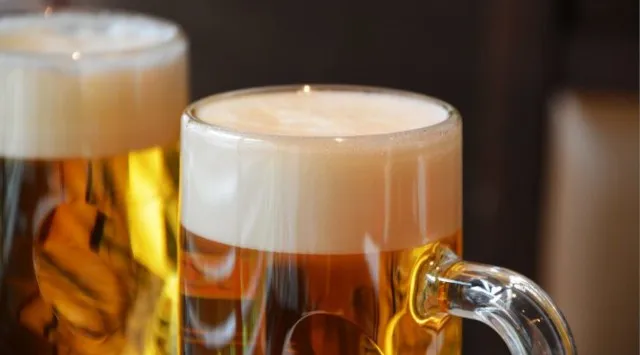 【桜木町 横浜】昼飲み人気の立ち飲みエリアでの飲み会★集合場所 集合場所　ＪＲ桜木町駅　新南口改札出た付近