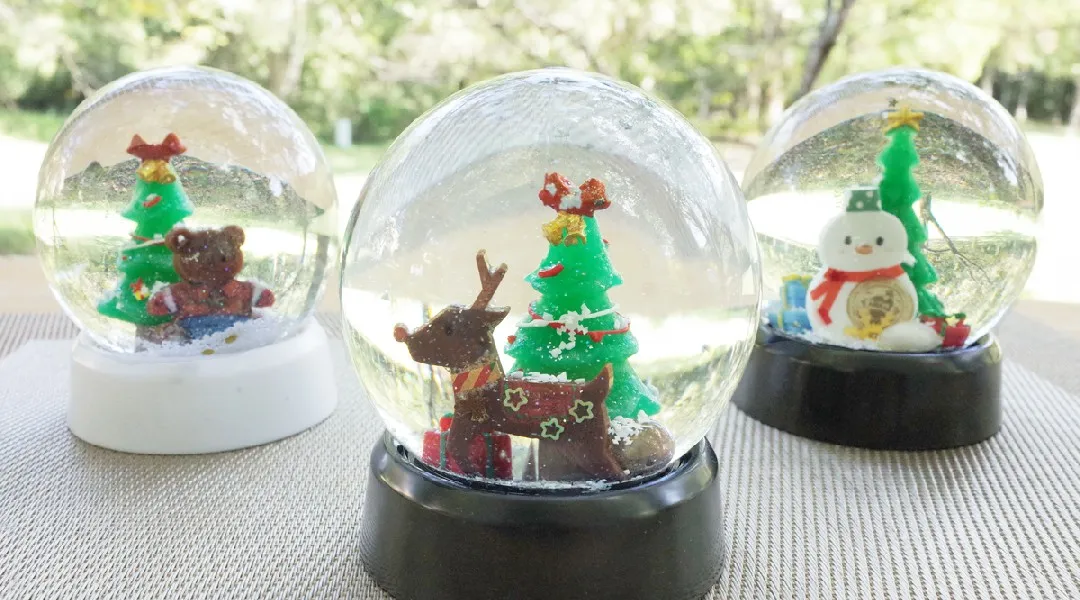 クリスマス限定　UVレジン＋スノードームメニュー「星降るノードーム」