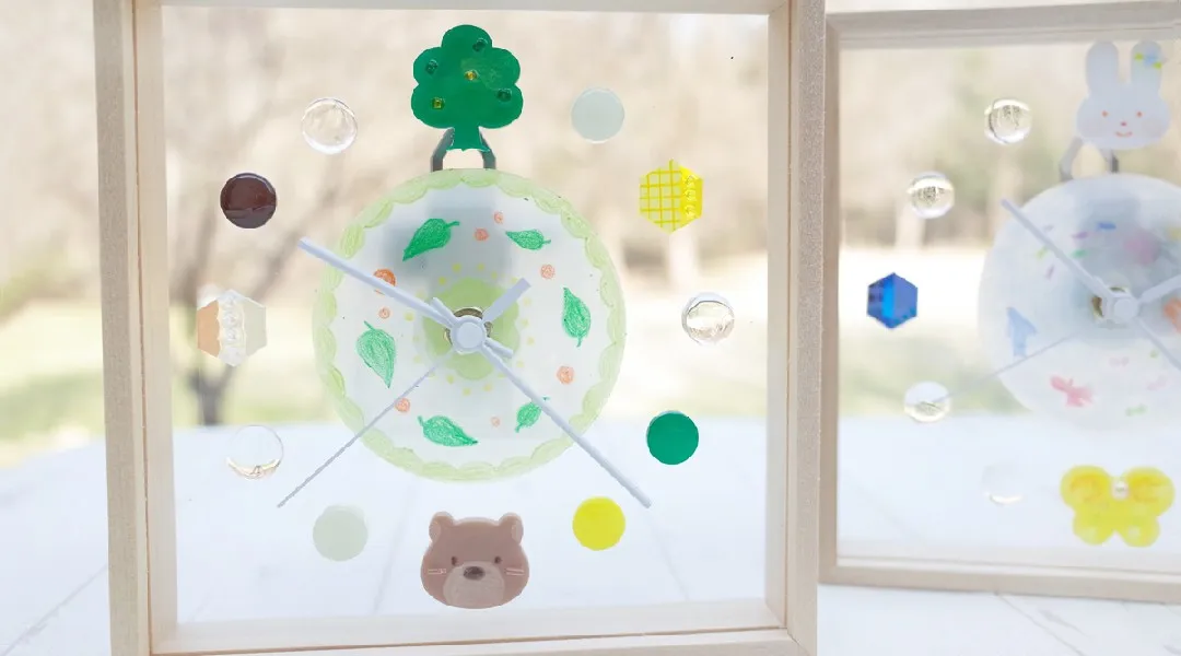 GW＆初夏限定　UVレジン｢木のフレーム時計｣づくり