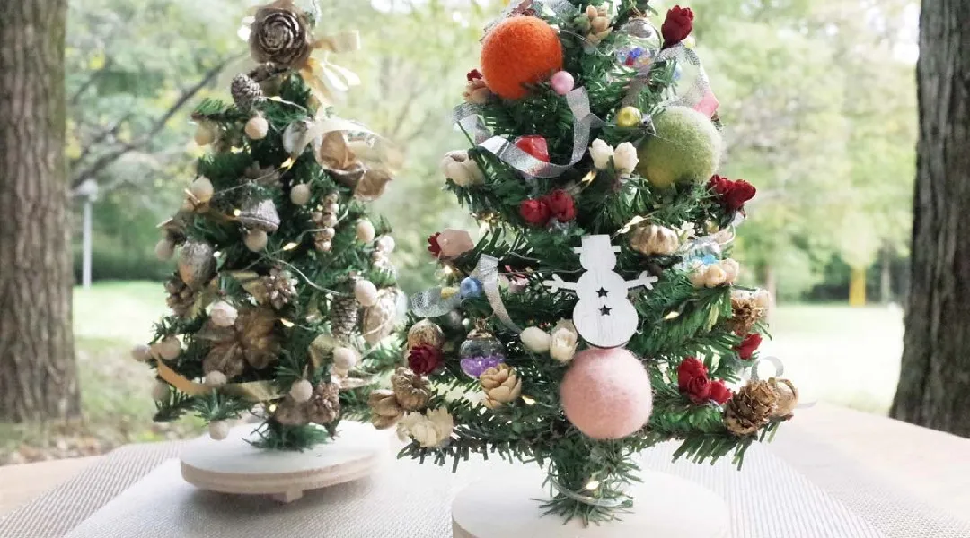 クリスマス限定｢デコレーションミニツリー｣
