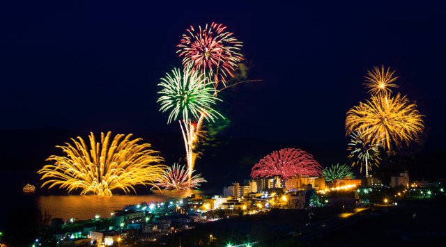 北海道花火大会 2019 洞爺湖ロングラン花火大会 洞爺湖温泉バスターミナル 毎日開催!!20時45分～