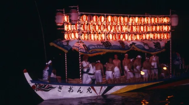 日間賀島ぎおん祭り 花火大会2026 日間賀島 西浜海水浴場 愛知県知多郡南知多町日間賀島新井浜 - 伝統行事・日程・見どころ・混雑状況・開催場所 - 夏祭り 花火大会