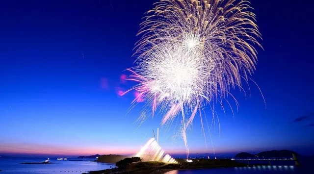 鎮西町夏まつり 波戸岬花火大会2026 佐賀県唐津市 波戸岬海水浴場 - 恒例行事・催事・穴場・チケット・見所・打ち上げ時間 - 夏祭り 花火大会
