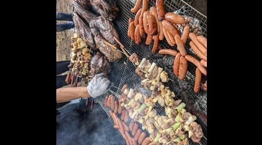 運動してる方限定BBQ■肉まみれの会■東京都心部の普通の公園で本格的バーベキュー■勧誘全般と無関係