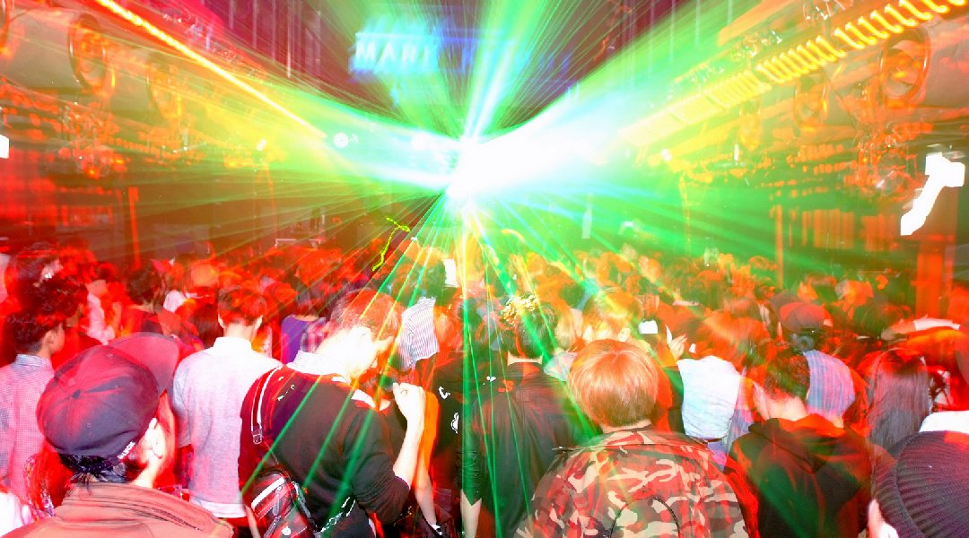 【大阪 心斎橋 クラブ ジュール:2/4 日曜】今夜は人気イベント“STREET HERO SHOW CASE”開催！週末から平日までダンスフロアは大盛り上がり！様々なジャンルの音楽を楽しめるクラブ★