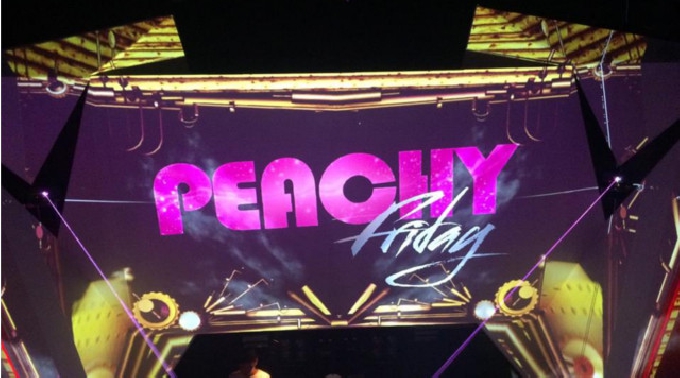 【Cat's TOKYO 10/2 金曜日】毎週金曜日は【PEACHY FRIDAY】開催！非日常的で近未来的な店内★六本木の新たな遊び場Cat's TOKYO!クーポン利用でお得にイベント参加♪