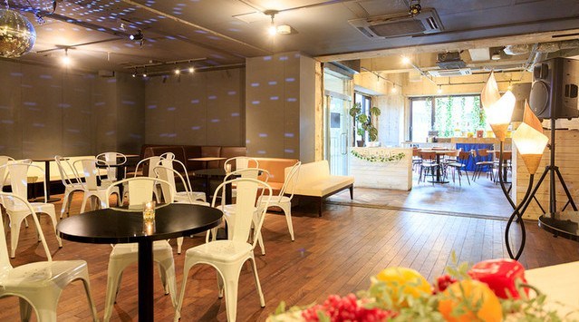 【池袋】★【1人参加限定】木の温もり感じるお洒落カフェでGaitomo国際交流パーティー★外国の方と交流したい方におすすめです│イベント・パーティー 池袋 エルアール