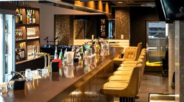 【渋谷駅徒歩1分】男性参加者はハイステータス★駅１分★お洒落な高級ラウンジbar飲み放題オフ会★LUXURY BAR＆KARAOKE PALACE (パレス) 渋谷駅前店