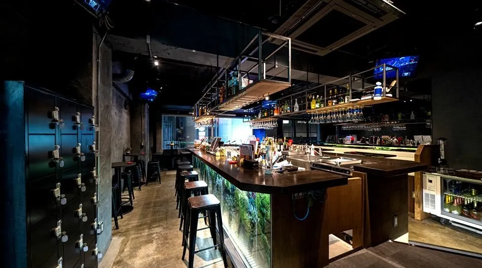 【渋谷DJBARリッツ】渋谷の話題のDJBAR★毎週人気のパーティーを多数開催★豪華DJ陣も出演★ディナーも楽しめる★SHIBUYA DJ BAR LITTS★クーポンでお得に参加可能★