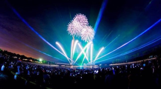ナイトファンタジーイリュージョン 花火大会 2023 - 兵庫県立高砂海浜公園 日程・穴場・見所・打ち上げ時間 - 花火大会・夏祭り 2023