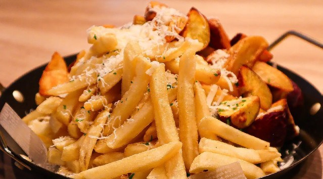 イビススタイルズ東京ベイ STREATSから『世界の朝食』をお届け！第７弾は『ポテトマニア★～European Edition～』ポテト６種＋ソース１０種＋トッピング５種＝楽しみ方無限大∞　アコー