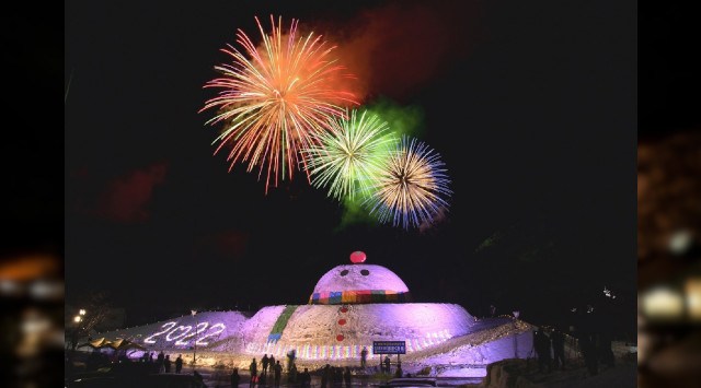 おおくら雪ものがたり 花火大会2024 - 漆黒の銀世界に咲く大輪の花火 山形県大蔵村肘折温泉  - 日程・穴場・見所・打ち上げ時間 - 花火大会 お祭り 2024