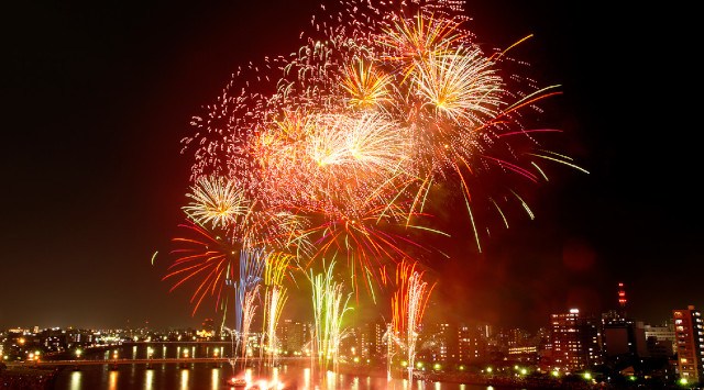 新潟まつり 花火大会2025 新潟市中央区信濃川河畔 昭和大橋周辺 - 見所・穴場・開催日時 - 花火大会・お祭り