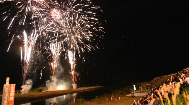 おおさき花火大会2025 宮城県大崎市 江合川橋 - 日程・穴場・見所・打ち上げ時間 - 花火大会・夏祭り