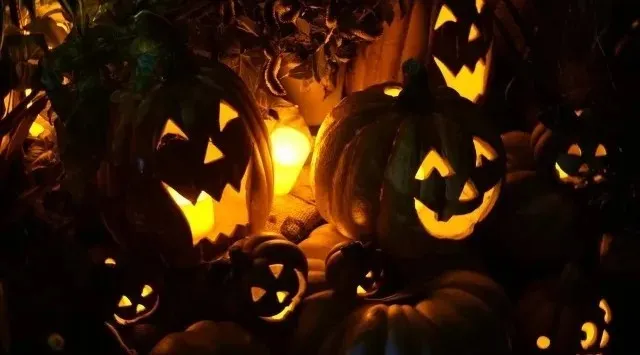 紅葉シーズンの軽井沢で楽しむハロウィンイベント開催～ランタンづくりやソーシャルアワーなど地域と人がつながるハロウィン～ホテルインディゴ軽井沢