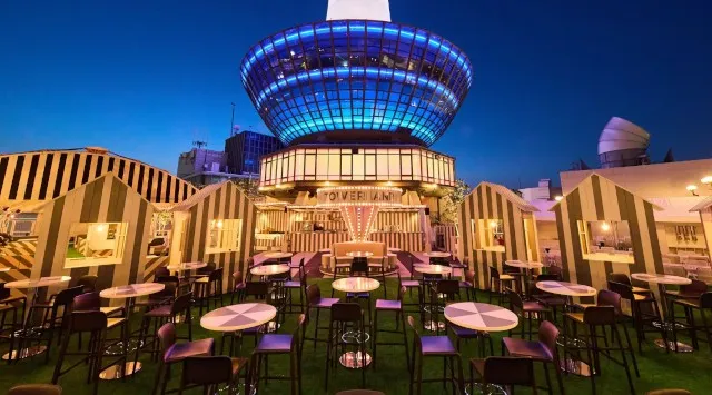 「TOWERLAND –ROOFTOP BAR & BBQ–」大晦日カウントダウンイベントを初開催