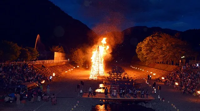 多摩源流まつり 花火大会2026 第一スポーツ広場 山梨県北都留郡小菅村 - 日程・穴場・見所・打ち上げ時間 - 花火大会 お祭り