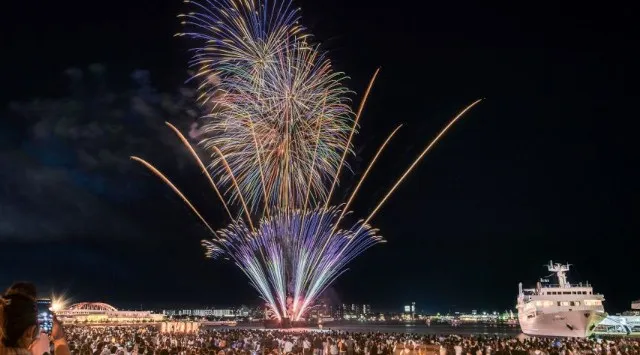 神戸港ウィークエンド 花火 花火大会2026 メリケンパーク沖 兵庫県神戸市中央区波止場町 - 見所・穴場・開催日時 - 花火大会・お祭り