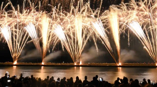 小樽高島花火 花火大会2026 北海道小樽市 小樽市公設水産地方卸売市場 -  伝統行事・日程・見どころ・混雑状況・開催場所 - 夏祭り 花火大会