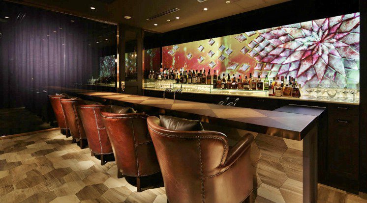 銀座 婚活パーティー 150名規模 高級スパニッシュダイナー貸切 ハイステータス男性にも人気のプチ年の差 恋活party 女性歳 29歳 男性23歳 32歳 In カーサ アフェリス イベントサーチ