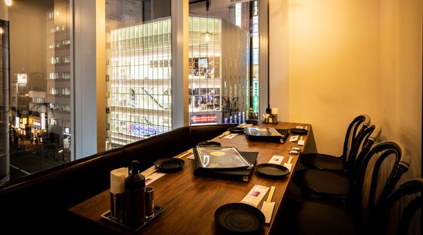 池袋 優秀韓食レストランで韓国料理オフ会 パンチャン3品 本日のキムチ 新鮮サラダ 手作りフレッシュジュース コシヒカリ等 すべてお代わり自由の カジュアルランチ会 イベント オフ会 ハヌリ 池袋 イベントサーチ