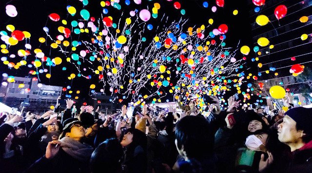 新町カウントダウン 徳島県カウントダウン 2019年12月31日（火曜日）～2020年1月1日（水曜日）徳島市新町橋東公園☆開催期間・日程・混雑状況 2019 2020