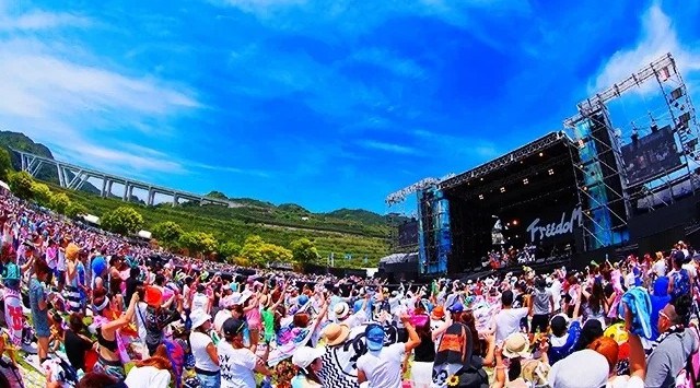 『笑顔道 presents FREEDOM 青空 2022 淡路島』 開催決定&第1弾アーティスト発表！ 初出演のアーティスト含め、MINMIの20周年を祝うべく豪華アーティストが淡路島に集結！