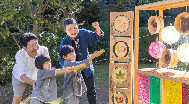 【界 伊東】源泉プールでたらい尽くしの夏遊び「温泉たらい祭り」開催　期間：2023年7月15日〜9月1日 輪投げや源泉でっぽうなど、５つのたらい遊びが登場 星野リゾート