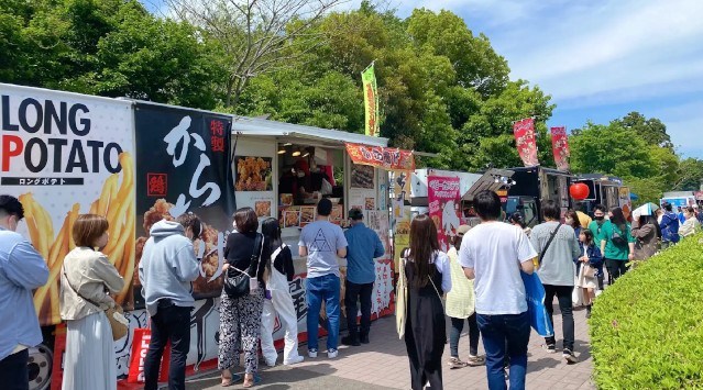 アウトレットで夜まで遊ぼう！ 御殿場の夜空に打上花火夏祭りイベント「Gotemba Night!! 2023」大切な人へのメッセージを添えて打ち上げる参加型花火 三菱地所・サイモン株式会社