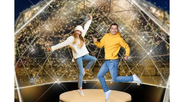 冬のららぽーと福岡を華やかに演出／第一園芸がウィンターデコレーションを初担当／子どもから大人まで楽しめるお祭りのようなわくわくを光と音で再現　第一園芸株式会社