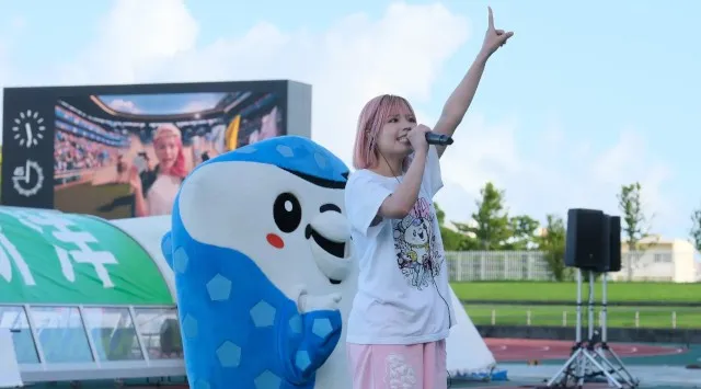 「うんこミュージアム OKINAWA」、11/29（土）FC琉球の今季最終戦で“激レア！選手のサイン入りうんこ”120個を大放出〜来場者5万人突破！ 冠試合でサポーターに届ける「ありがとうんこ」〜