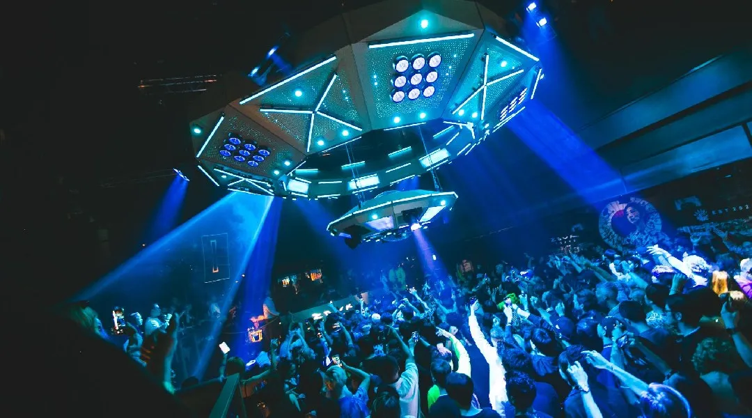 銀座、人気のクラブZouk tokyo- ズークトーキョー！今夜はスペシャルゲストに【MEMPHIS BLEEK】が出演！ Zouk tokyo 10月12日(日曜)