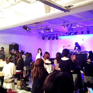 120名規模 南堀江国際パーティ : 写真