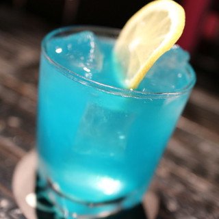 ダイニングダーツバー　Ｂｅｅ　渋谷店 : 写真