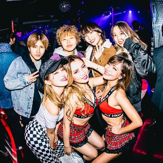 クラブジラフ大阪・なんば 第3金曜日 : 写真