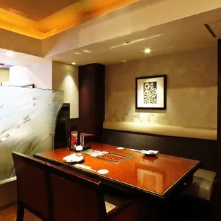 池袋高級黒毛和牛焼肉店でお肉オフ会 : 写真