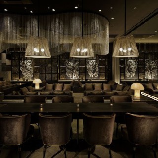 【JIS 熊本】世界最上級の相席BAR : 写真