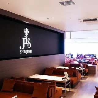 【JIS 新宿店】世界最上級の相席BAR : 写真